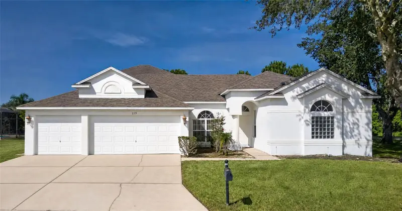 219 Blue Heron Ct, FL