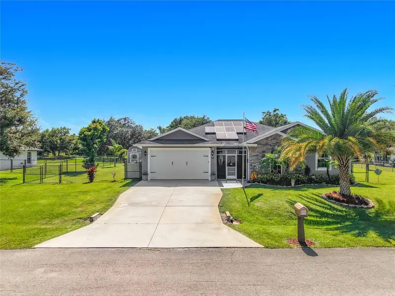 108 Oak Knolls Cir, FL