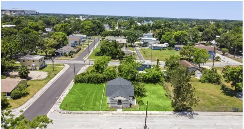204 Garden Ave, FL