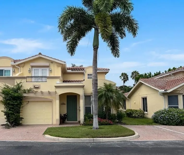 1140 Beachcomber Ct #11, FL