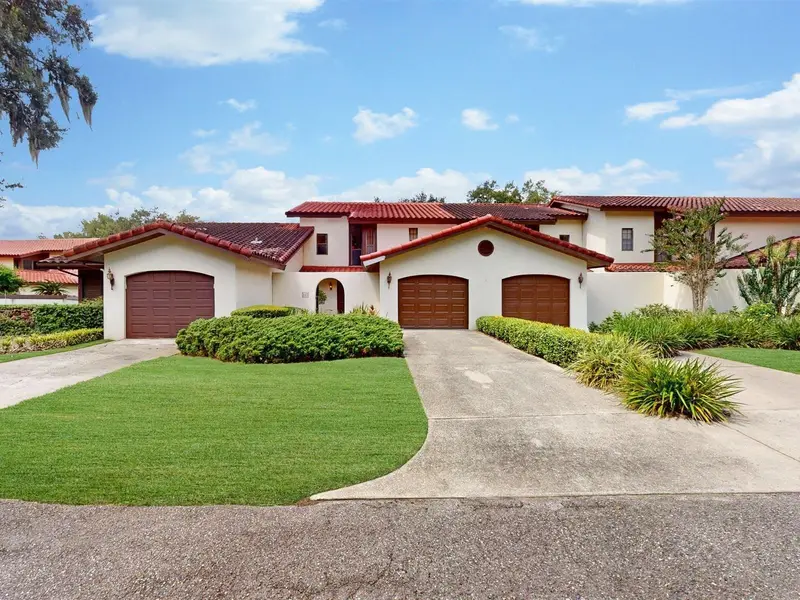 105 Coventry Ln, FL
