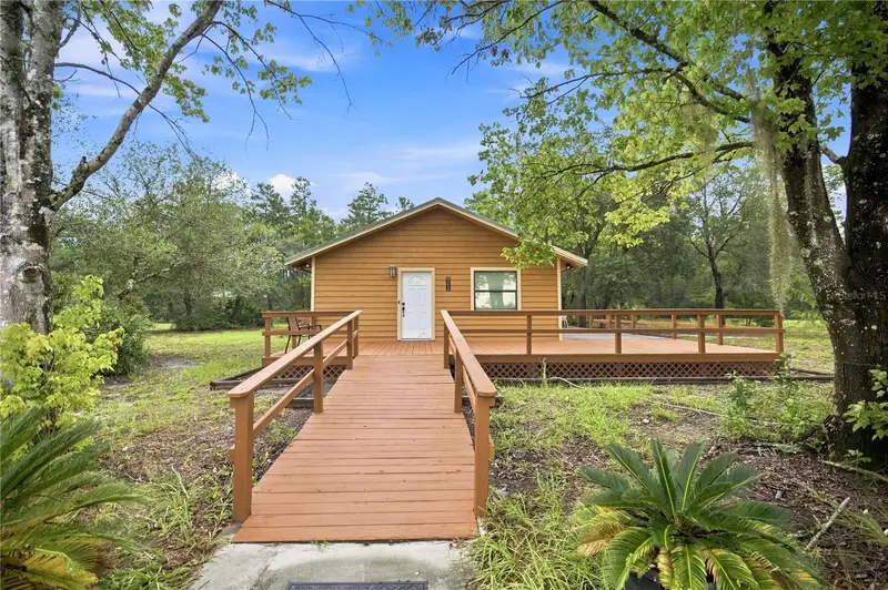 130 Finley Ln, FL