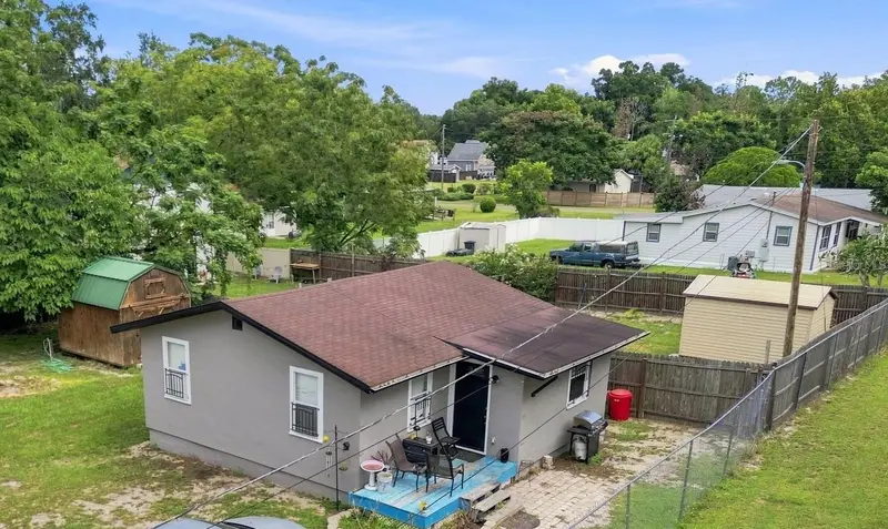 320 W Sadler Ave, FL