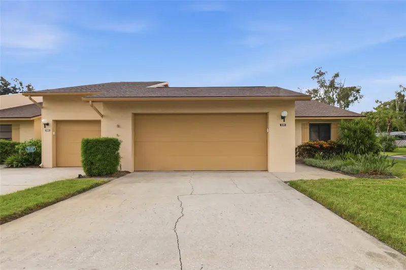 3191 Glen Elyn Blvd #4, FL