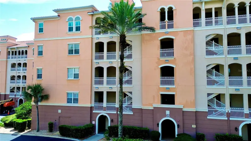 35 Ocean Crest Way #1113, FL