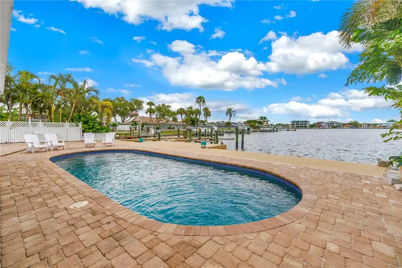 450 64th Ave, FL