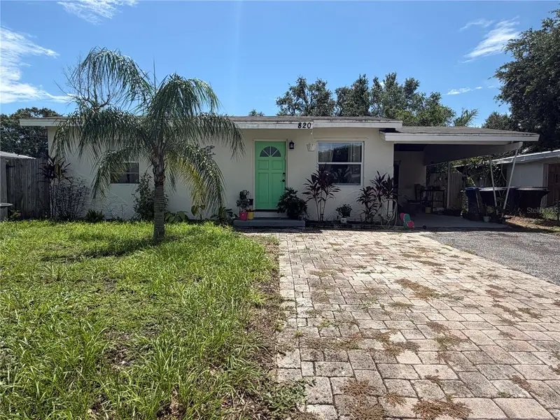 820 86th Ave N, FL