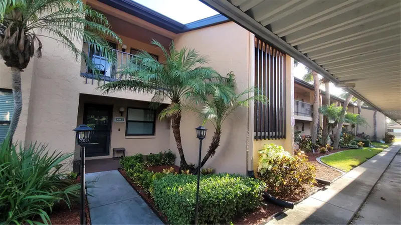 2808 60th Ave W #621, FL