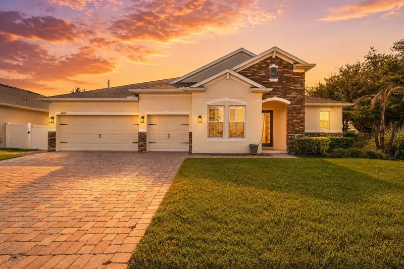 1529 Alligator St, FL