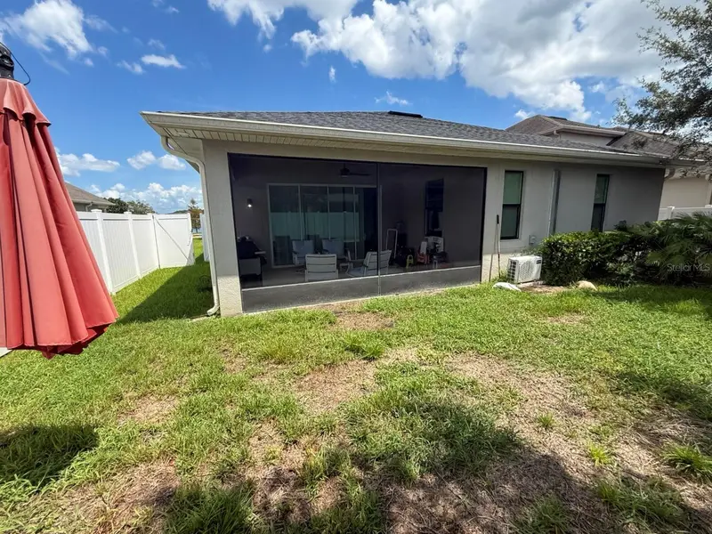 2524 Fontaine Dr, FL