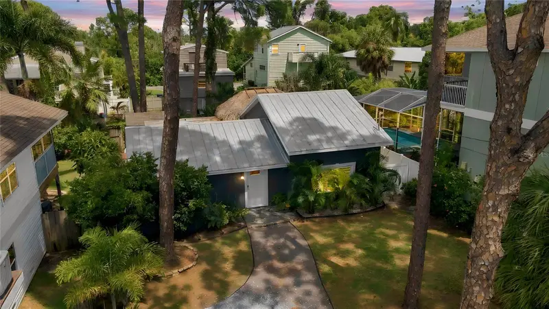 839 Florida Ave, FL