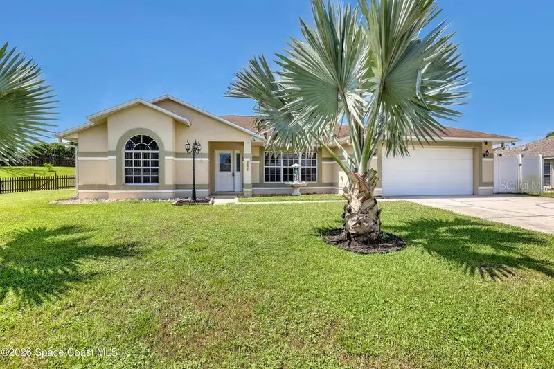 3975 Tangle Dr, FL