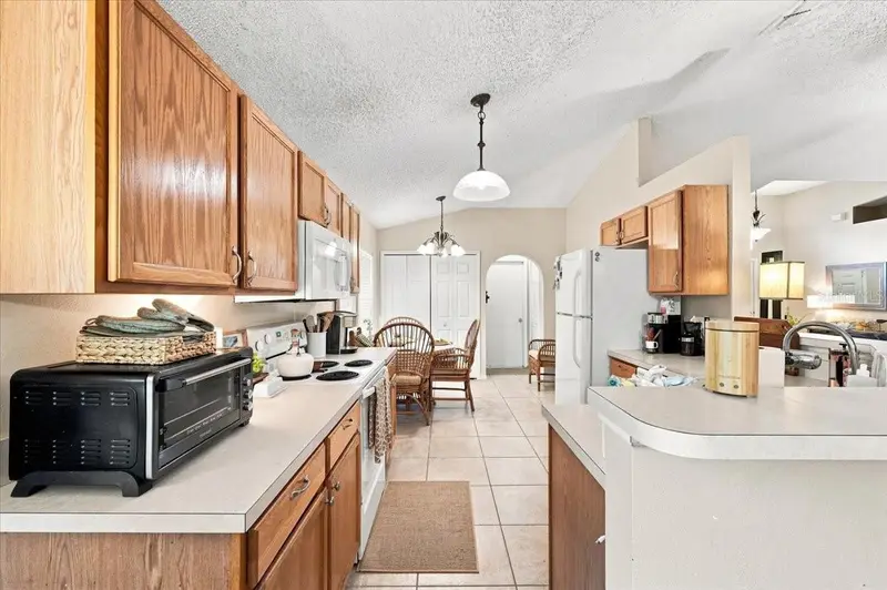 16939 Corner Bay Ct, FL