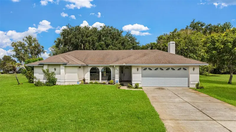 930 Albritton Way, FL