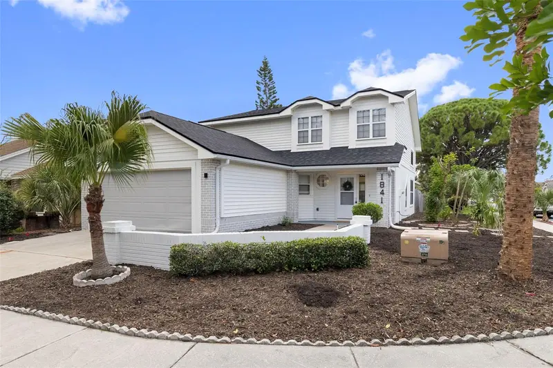 1841 Springwood Cir N, FL