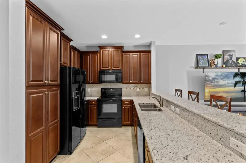 8442 Kelsall Dr, FL