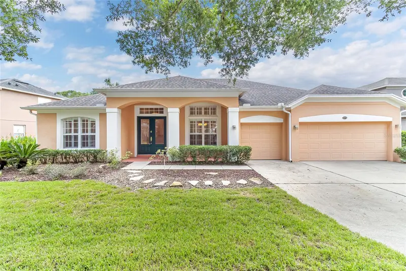 2672 Aloma Oaks Dr, FL