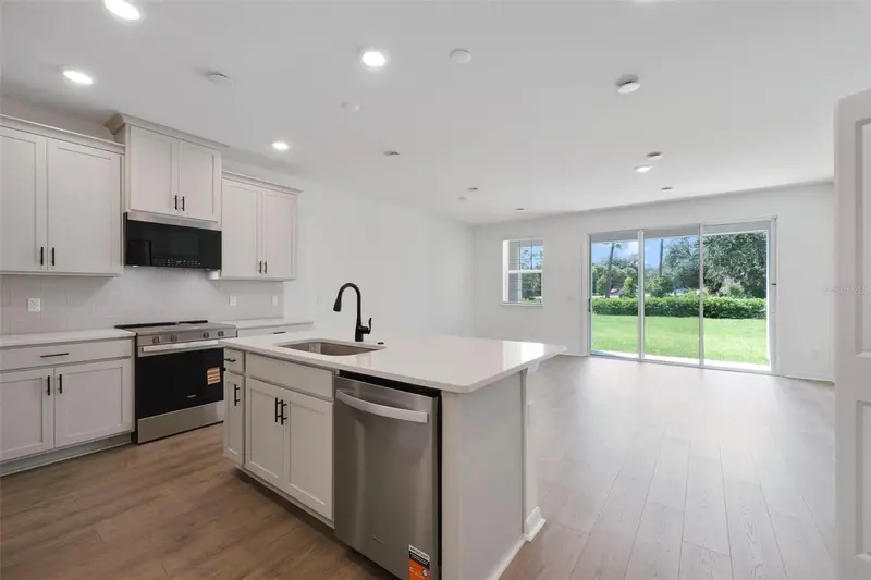 522 Southern Edge Way, FL