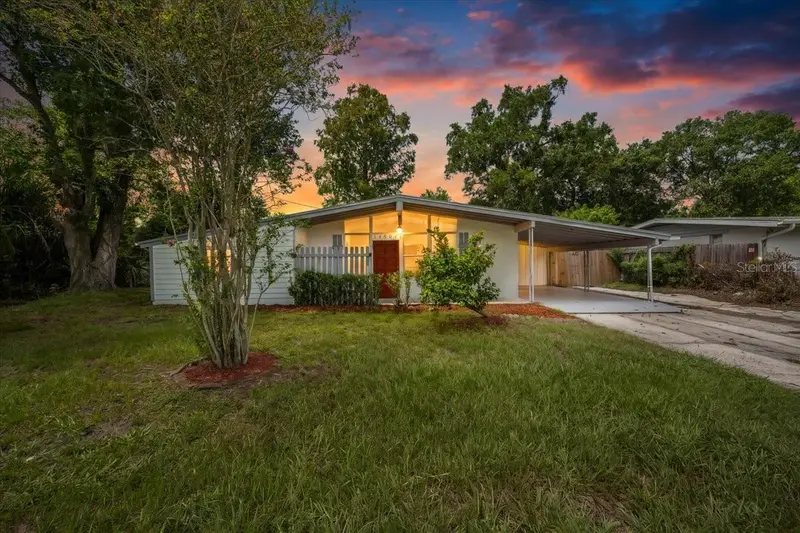 14804 N Boulevard, FL