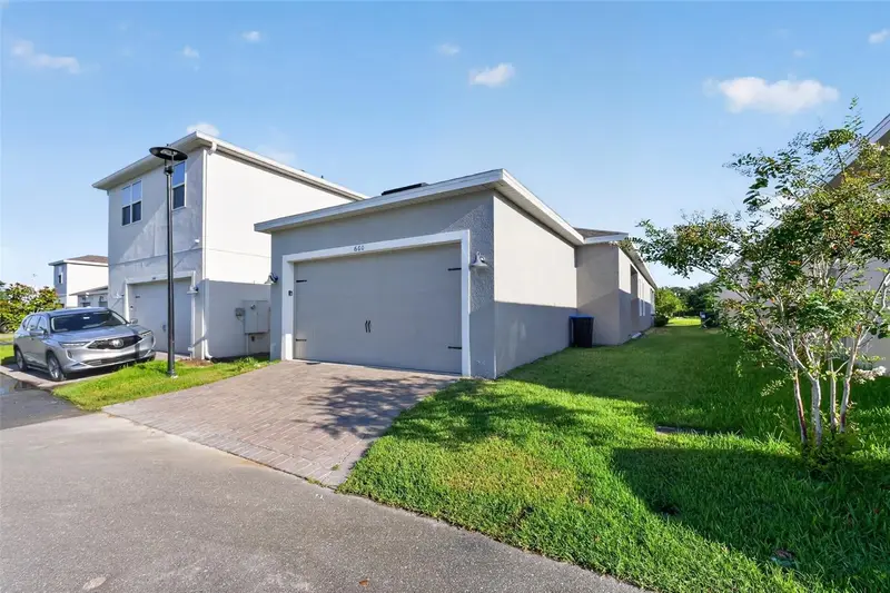 660 Kimber Ln, FL