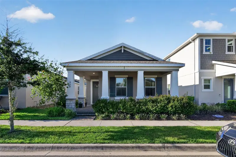 660 Kimber Ln, FL
