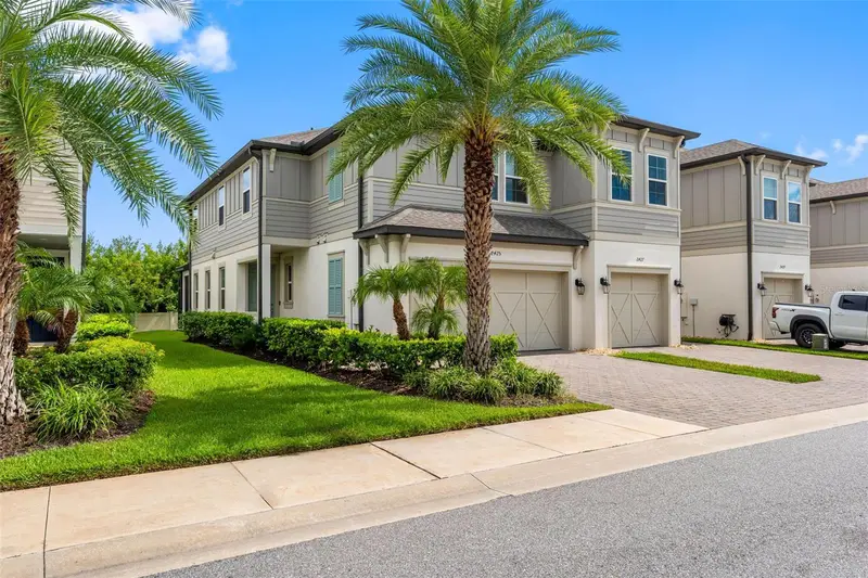 2425 Foggy Creek Cir, FL