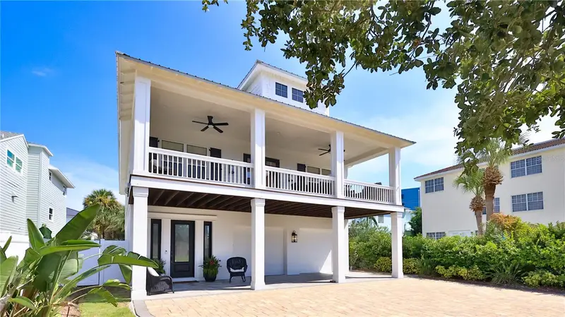 818 Ocean Ave, FL