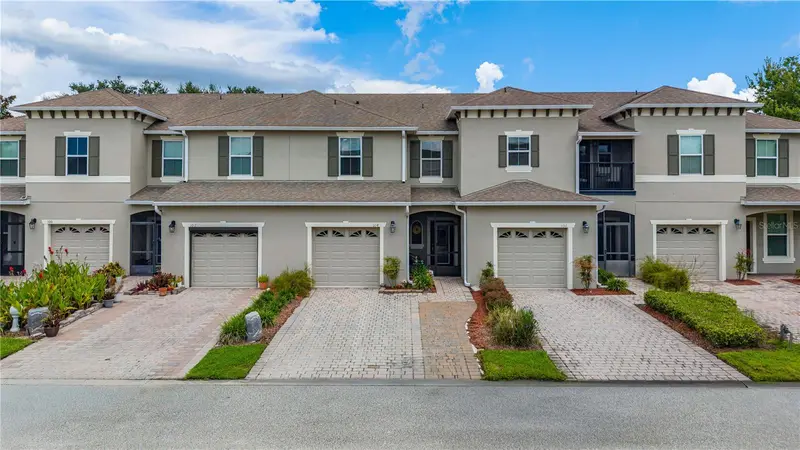 104 Misty Glen Ln, FL