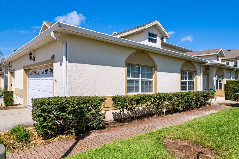 17313 Chateau Pine Way, FL