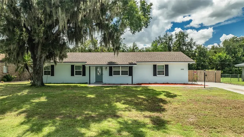 2250 Maple Hill Dr, FL
