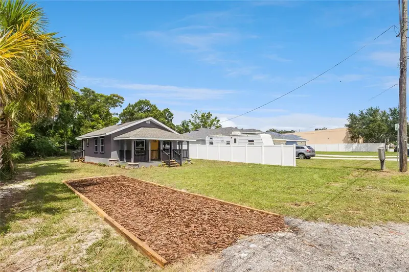 512 Bennett St, FL
