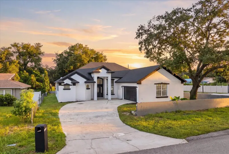 1222 N Hart Blvd, FL