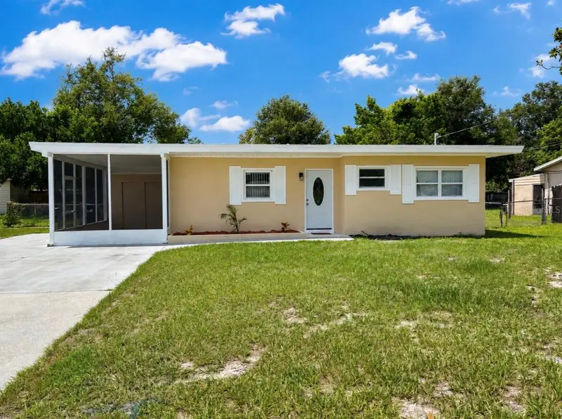 208 Palmyra Dr, FL