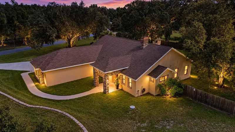 1605 Butch Cassidy Trl, FL