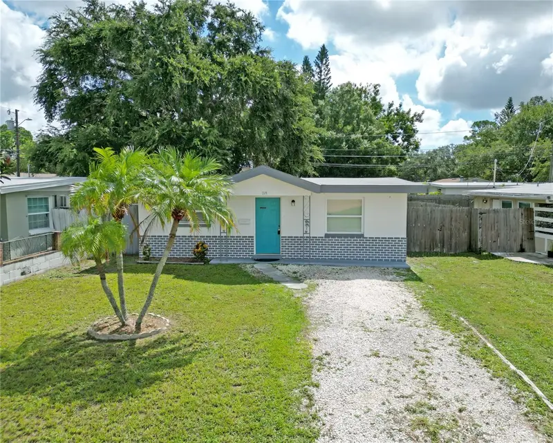 718 Northmoor Ave N, FL