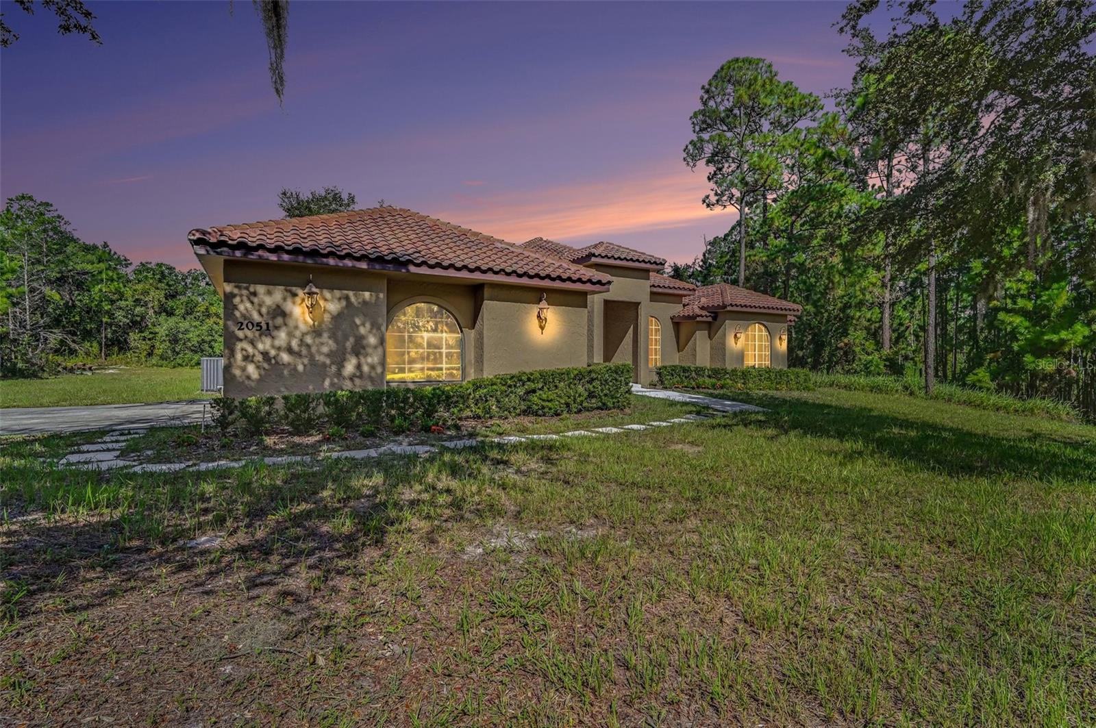 2051 Lorene Ln, FL