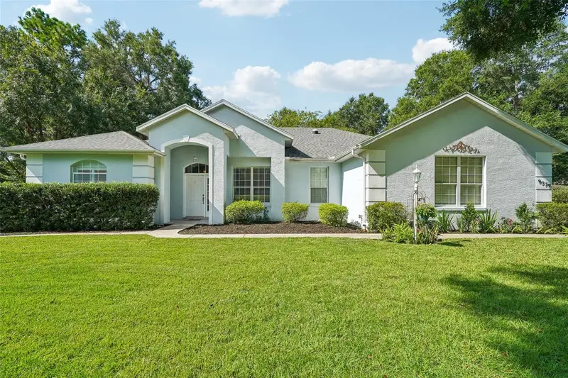 9579 Sw 195 Cir, FL