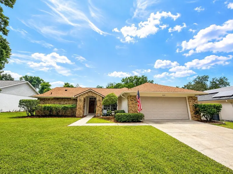 905 Wicketrun Dr, FL