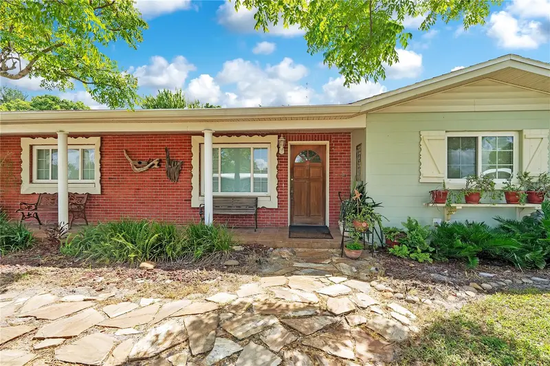 5321 Sumerset St, FL