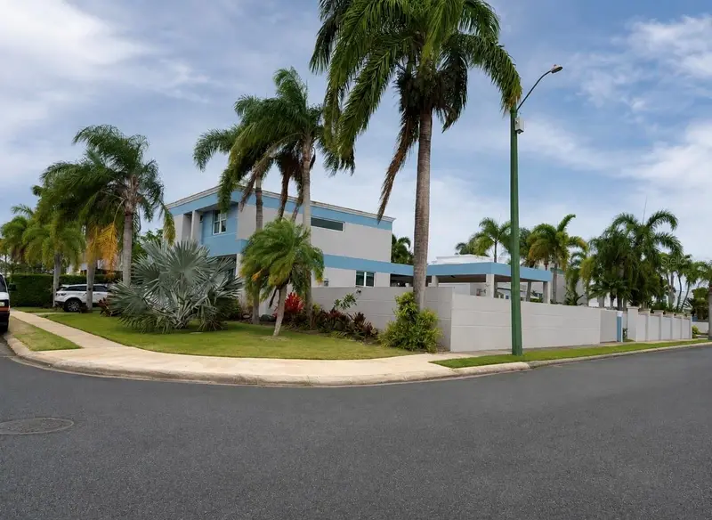 B-10 Paseo Del Mar, PR