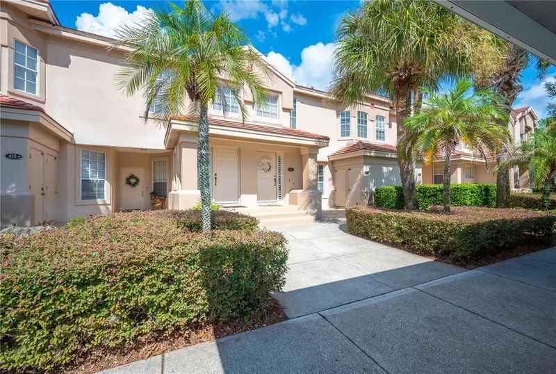 411 Enclave Pl #411, FL