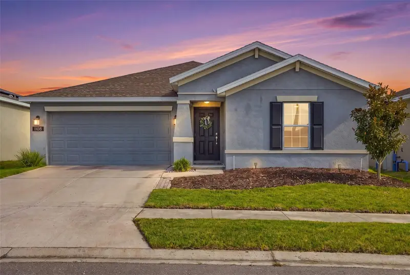 1108 Saguaro St, FL