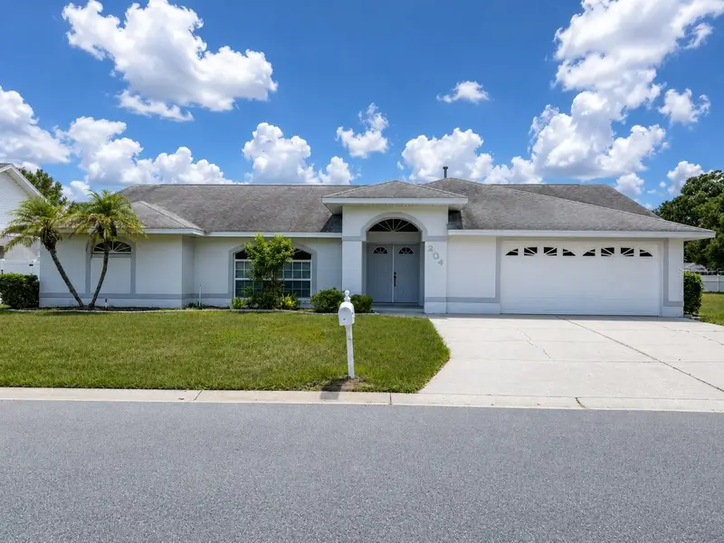 204 Lake Mariam Ct, FL