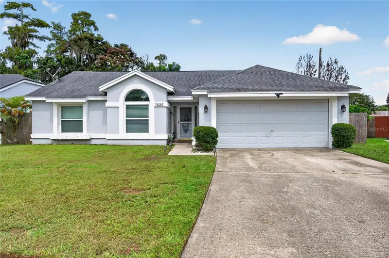 7825 Sapphire Ln, FL
