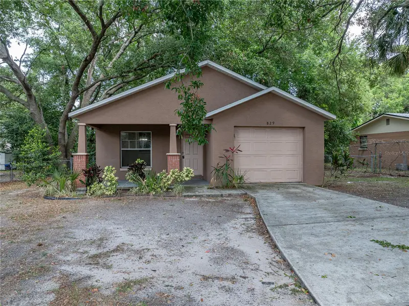 829 N Lake Ave, FL