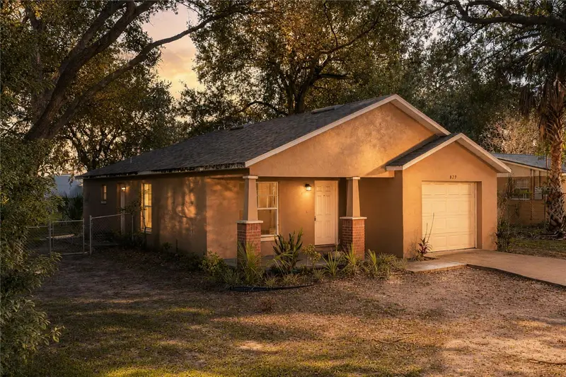 829 N Lake Ave, FL