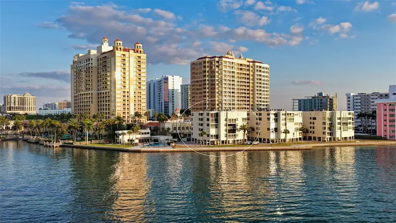 101 Sunset Dr #103, FL