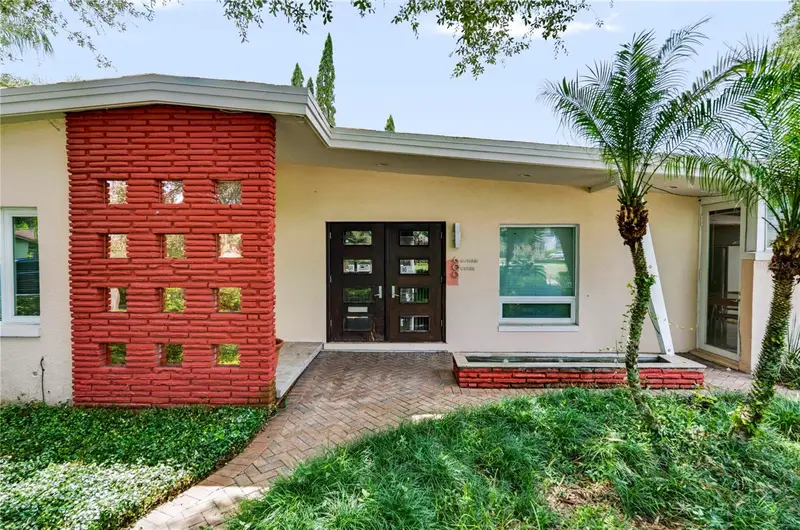 600 Mayfair Cir, FL