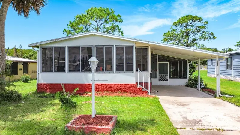 2614 Mc Daniel Dr, FL