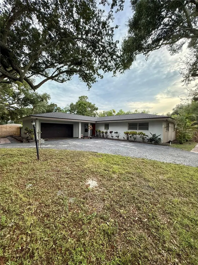 384 Lentz Rd, FL